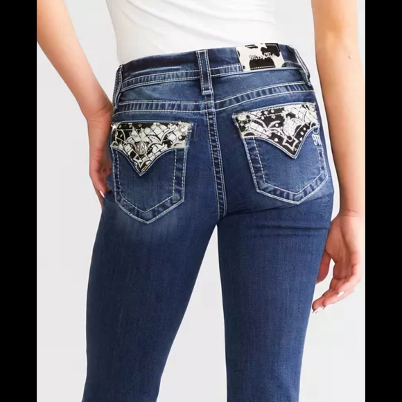 Miss Me Jeans - Picture 4 of 15